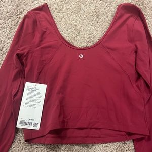 Red long sleeve crop NWT
